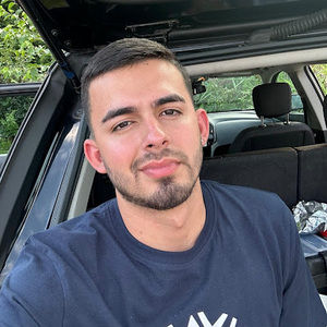 Meet your Posher, Danny gonzalo